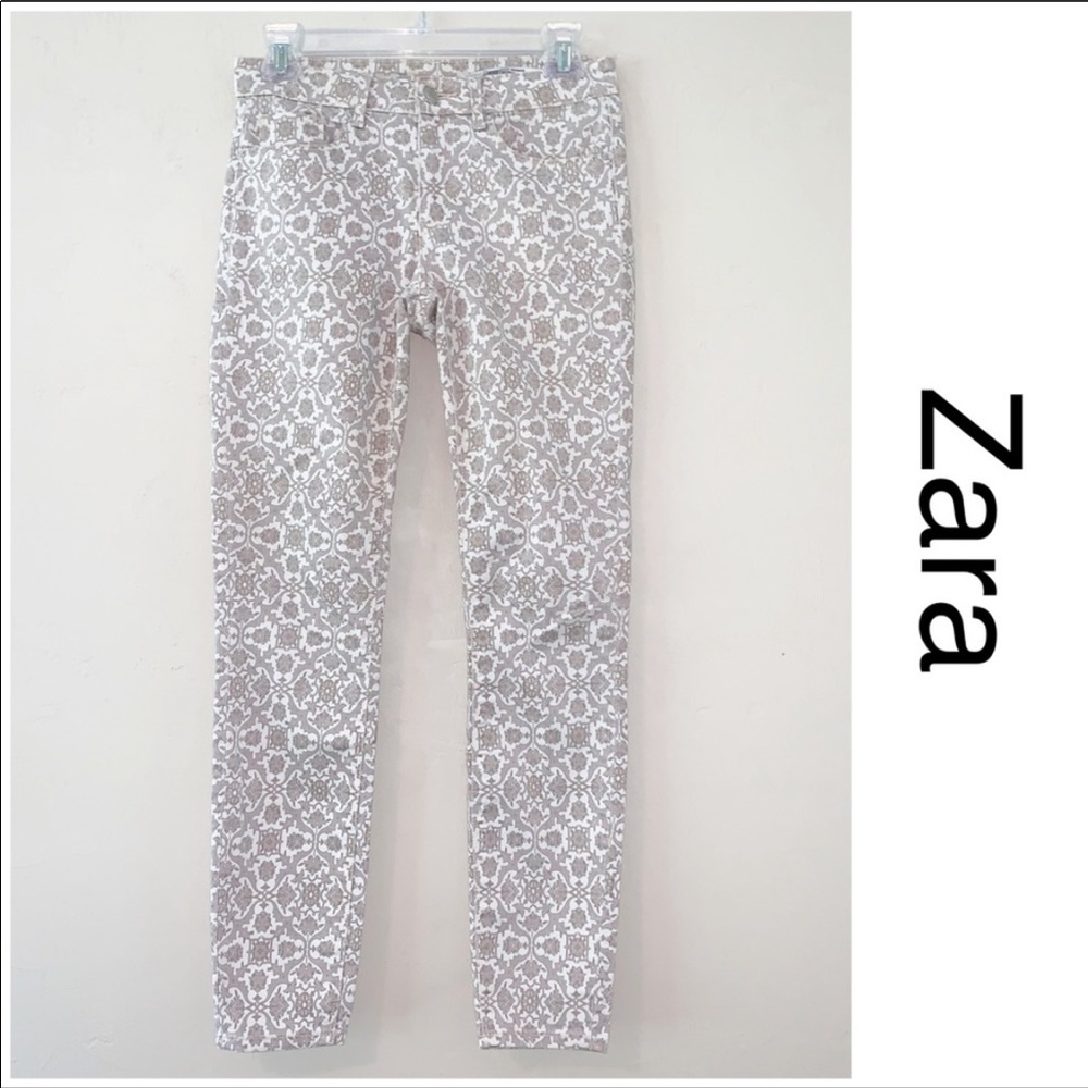 ZARA | Cream and Tan Medallion Design Slim Fit